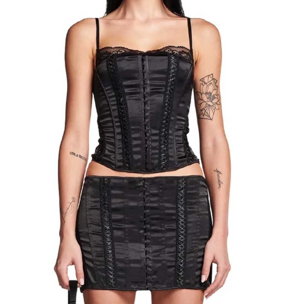 IAMGIA NEW WITH TAGS BLACK LALITA CORSET TOP SIZE LARGE